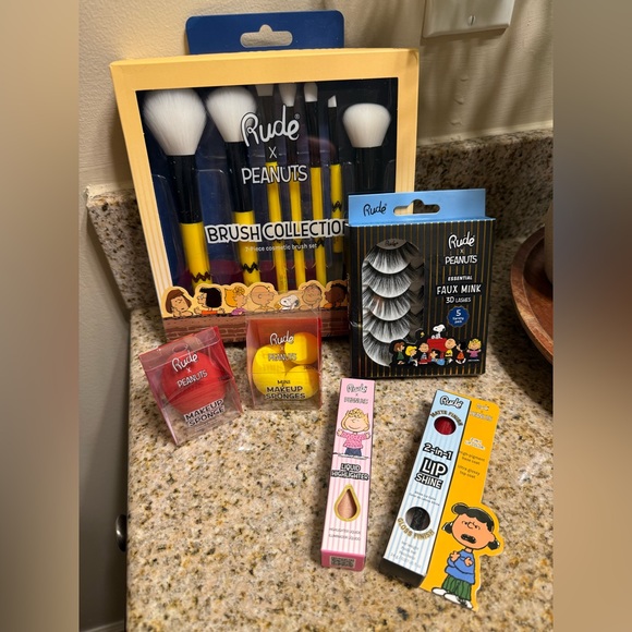 RUDE Other - Rude X Peanuts Makeup Bundle